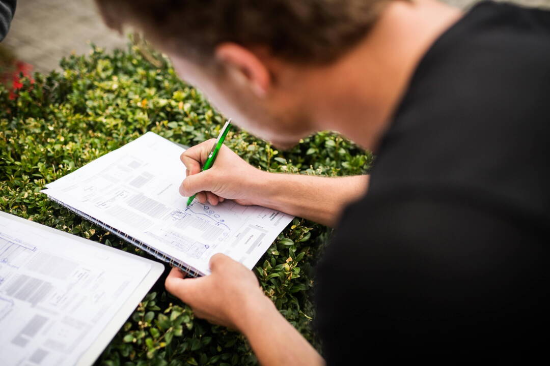 Dipl. Gartenbautechniker/-in HF Gartenbauschule Oeschberg Dipl. Gartenbautechniker/-in HF Gartenbauschule Oeschberg